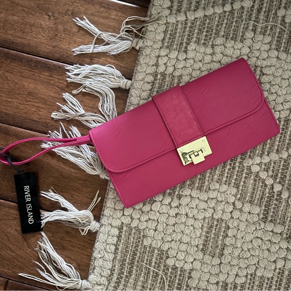 River Island Hot Pink Barbicore Clutch wristlet NWT - Picture 3 of 6